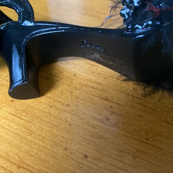 2 Collectible shoe figurines by Sarna Inc - Picture 6 of 9